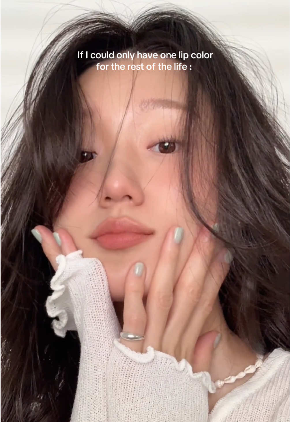 If I could only have one lip color for the rest of my life, it would be #violettefr #Calisson — no hesitation.  #lip #lips #lipcombo #recommendations #beauty #makeup #holygrail #sgbeauty #korean #fyp 