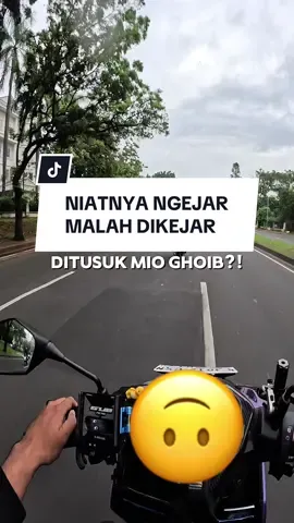 fyi jalan disini itu banyak Tambelan, makanya abangnya gokil berani narik pake R17 disini, mio nya kenceng🥶 #karyooism #fyp #karyoo #vario125new #vario125 #variomodifikasi #motovlog #mioghoib 