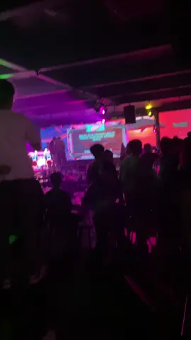 Gimana gimana🫣#party #hnm #helensnightmart #helensgadingserpong 