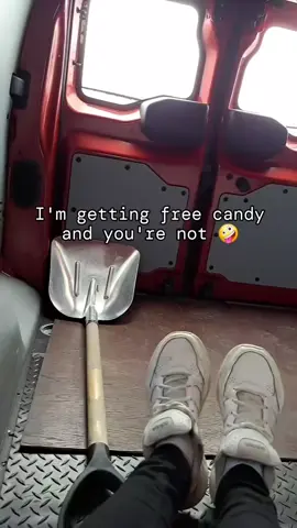 #candy #van #vandownbytheriver #getinthevan #ihavecandy #freecandy #kidnapped #damn #well #fuck 