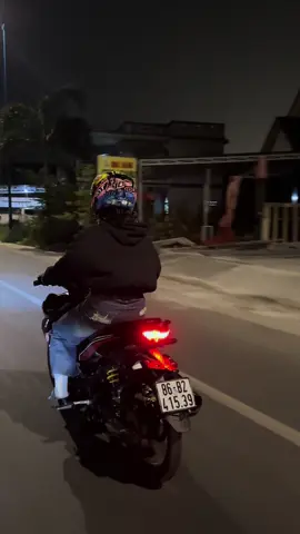 1 người như anh, làm sao để yêu thật lòng được 🥱#y15zr #ex150 #touring #nu #mummim 