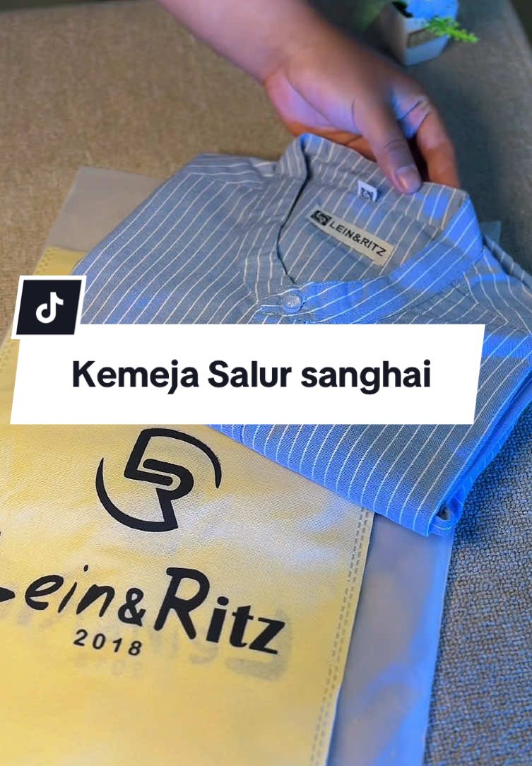 Kemeja salur sanghai pria #CapCut #kerahsanghai #kemejasalur #kemejapria #kemejapriaviral #kemejapriakekinian #lenganpanjang 