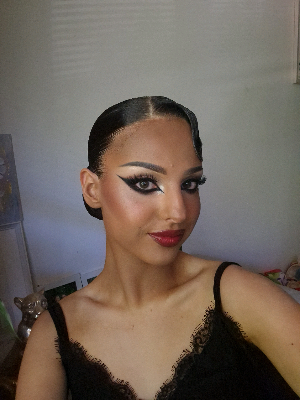 Get ready with me for the last Competition before the Summer💃🎀💄 #grwm #grwmroutine #grwmmakeup #ballroom #latin #latino #latinoamerica #latindance #latindancer #latincompetition #latindancing #dancecompetition #getreadywithme #talking #ballroomdance #ballroomdancer #ballroomdancing #dancesport #dancesportcompetition #dancetok #makeuptok #makeup #makeuplook #makeuptiktok #fullface #fullfacemakeup #creatorsearchinsights #fyp #competition #competitiondance #dancecomp #competitionday #fyp #fypageシ #xyz #xyzbcafypシ 
