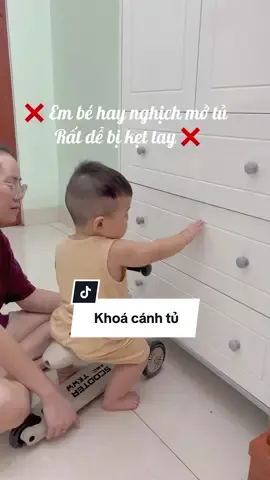 Khoá cánh tủ tiện lợi lắm ne #mebimsua #xh 