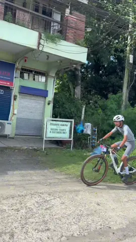 pasikat ka boi #fyp #bikereds #elvesnandorpro #fox32 #xycba #cupid 