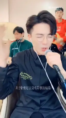 刘宇宁 