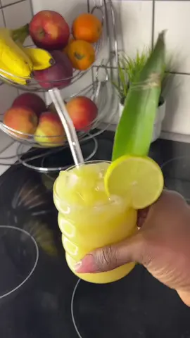 Cocktail gingimbre ananas 🍍 recette facile simple et rapide #cook #food #pourtoi #foryoupage❤️❤️ #tiktoksenegal🇸🇳 #tiktoksenegal #senegalaise_tik_tok #EasyRecipe #viralditiktok 