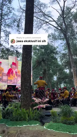 Replying to @yulia merinding denger tak lelo ledhung langsung dibawain Yogyakarta Royal Orchestra🤯 #yogyakartaistimewa #yogyakartaroyalorchestra #kratonjogja #jogjakarta #jogjaistimewa 