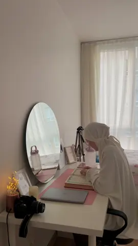 Summer morning routine💗✨🏃🏻‍♀️🍵 #morningroutine #routine #productivity #Summer #summerroutine #DailyRoutine #morningvlog #aesthetic #muslimah #muslim #muslimtiktok #discipline 