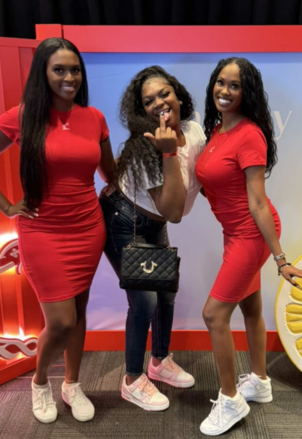 @Yk.niecedarealest backstage in the media room at ATL’s Birthday Bash! Such a sweetheart & super cool!❣️ #ATL #BirthdayBash #Ykniece #Fyp #Foryoupage 