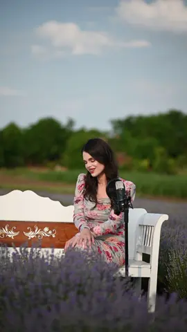 🎙️Holograf - Ochii Tăi (ORIANA Cover)🎙️ Hello, dragilor! Revin în fața voastră cu un COVER de suflet❤️ Sunt sigură că absolut toată lumea a fredonat măcar o singură dată această melodie❤️ Sper să vă placă și varianta propusă de mine! ❤️Vă îmbrățișez cu drag! #holograf #ochiitai #singer #cover #oriana #music #karaoke #tiktok #fyp #foru #foruyou #foryoupage #foryoupage❤️❤️ #singwithme #romania #romaniansinger #teacher #flowers #lavander #lavandair #newsong #song #amen #grateful #hello 