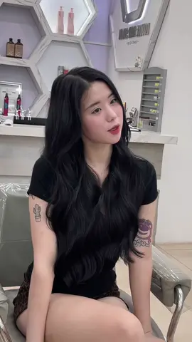 Cô gái si tình… thích uống sờ tin  #XuanCuong 