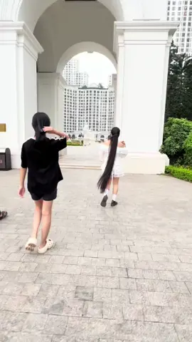 Hè về là ta lại đi chơi #côngchuatocmay #hoànghang09 #tócdainhatvietnam #tócđẹp #hairtok #hairlong #tóc #xuhuong #idol 