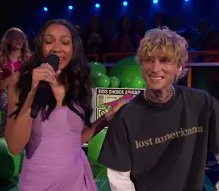 The show stoppers of the kids choice awards, the Bakers🙌 @mgk #mgk #casiebaker #kidschoiceawards #fyp #foryoupage 