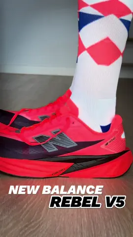 New Balance FuelCell Rebel v5  It’s one of the best running shoes I’ve tested in 2025. A lightweight trainer that finally adds the structure and stability the v4 was missing. ⚡️ 🏃‍♂️ Key Features: ✔️ Weight: 248g in EU 45 – light, but no longer flimsy ✔️ FuelCell midsole: updated with a firmer, more stable foam and great energy return ✔️ Drop & Stack: 6 mm drop with 30 mm heel / 24 mm forefoot ✔️ Upper: engineered mesh with FantomFit tech – seamless, breathable, and offers a sock-like fit ✔️ Outsole: solid rubber zones for grip and durability on dry roads ✔️ Use case: perfect for tempo runs, intervals, and fast daily training ✔️ Ideal for: midfoot or forefoot strikers looking for speed + control without going full carbon 🔎 Want to upgrade your training shoe rotation? This Rebel v5 might be exactly what you need. ✅ Available now at @Top4Running de PIKITRAINER5 to get your discount! #Running #RunningManOnTikTok #runningshoes #newbalancerunning 