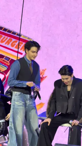 Trời ơi cưng xĩuuuuu 😍😍😍😍#JongDunk #fanmeetingVietnam #theheartkillers #fyp #xh #viral #joongarchen #dunknatachai 