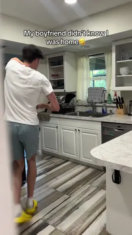 Why did he slam the @Scrub Daddy like that 🤣🤣 @Thatboydrew22 #늙음필터 #fyp #viral #fypage 