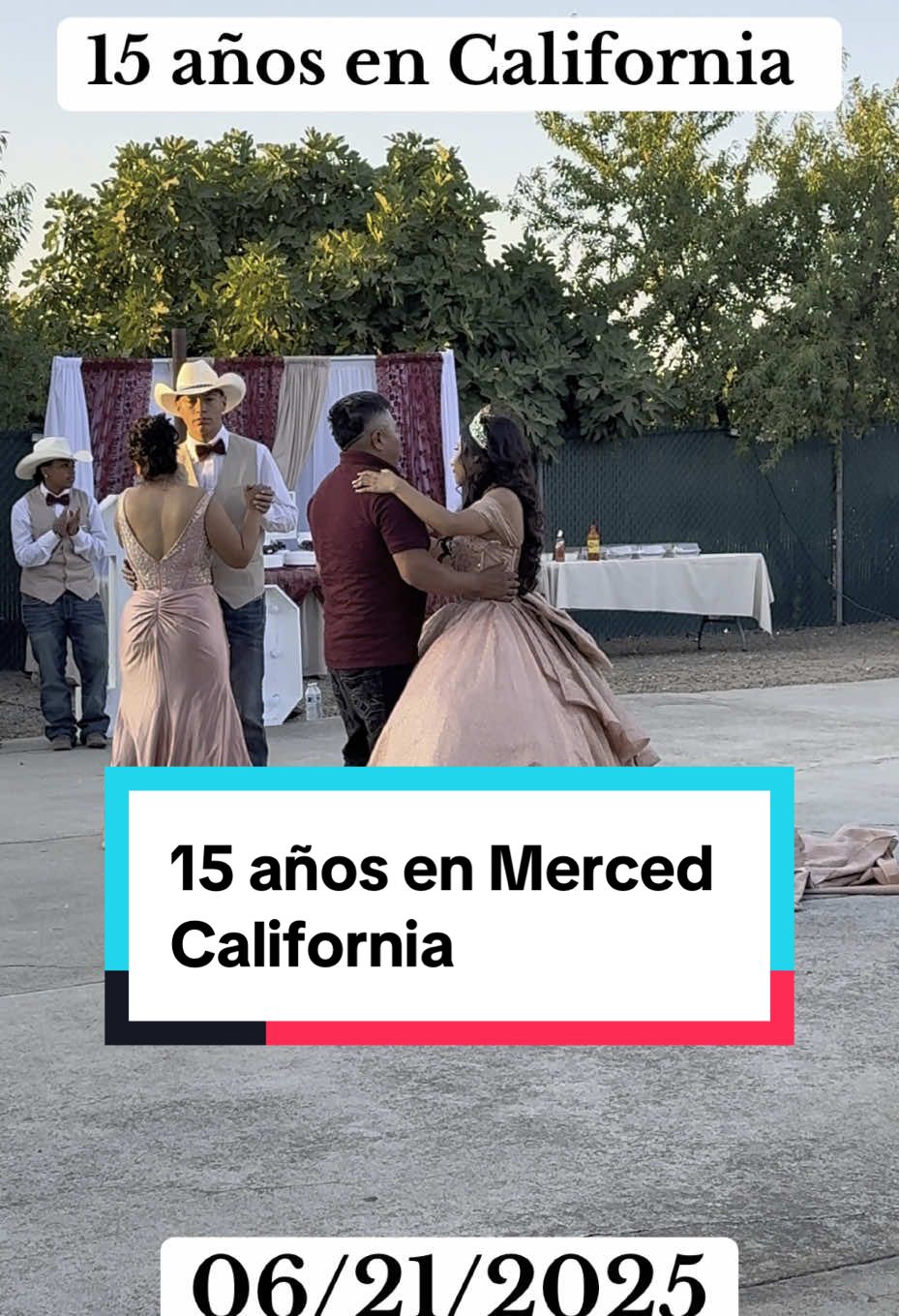 Celebrando el 15 años de la familia carreño en Merced California #ayuda #fiesta #informacion #eeuu #usa #unitedstates 