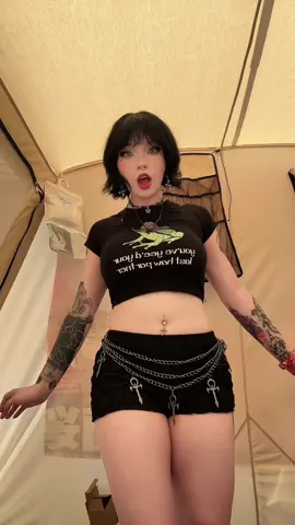 Happy Sunday!! :3 #altgirl #altfashion #gothgirl #egirl #altoutfit 