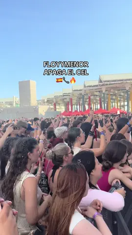 #floyymenor #sharefest #barcelona 🙂‍↕️