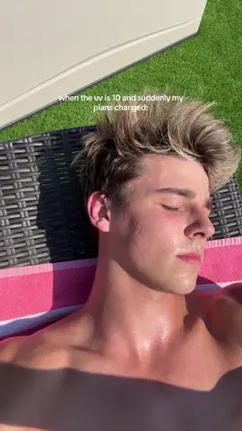 make sure yall wear sunscreen tho fr #fyp #tanning #uv10 