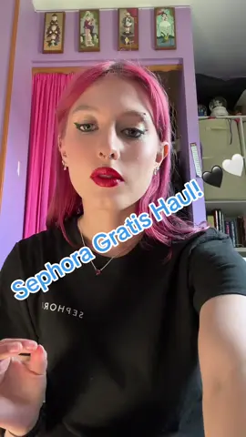 Let me know if I should do reviews on anything! #sephora #sephorahaul #gratis #makeup #makeuptok #sephoraemployee #sephorahauls 