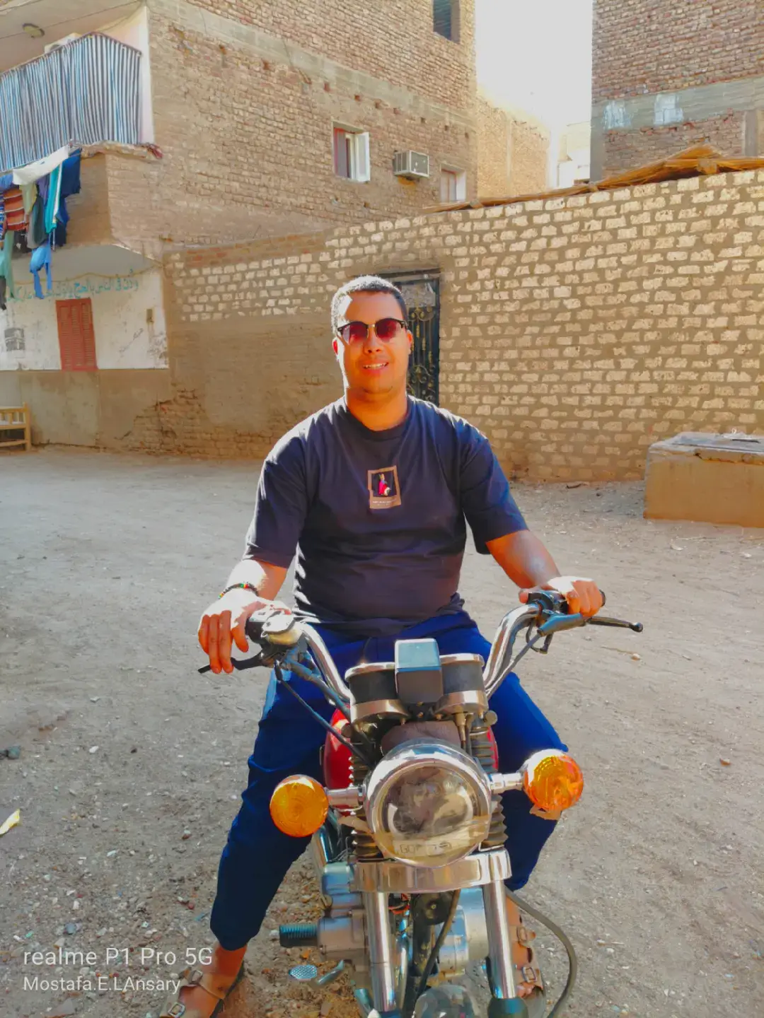 ايوة وسط لمه كلها كدب وحوارات😎👎