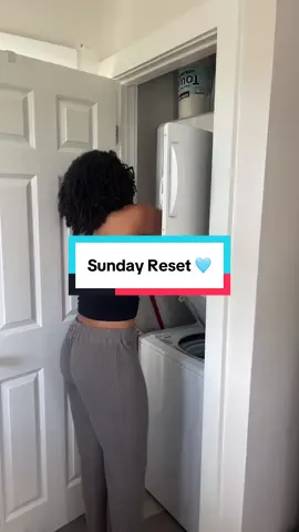 Free therapy 🤝🏽🧘🏽‍♀️  #sundayreset #cleanwithme #CleanTok #clean #reset #fyp #sahmsoftiktok #momtok 
