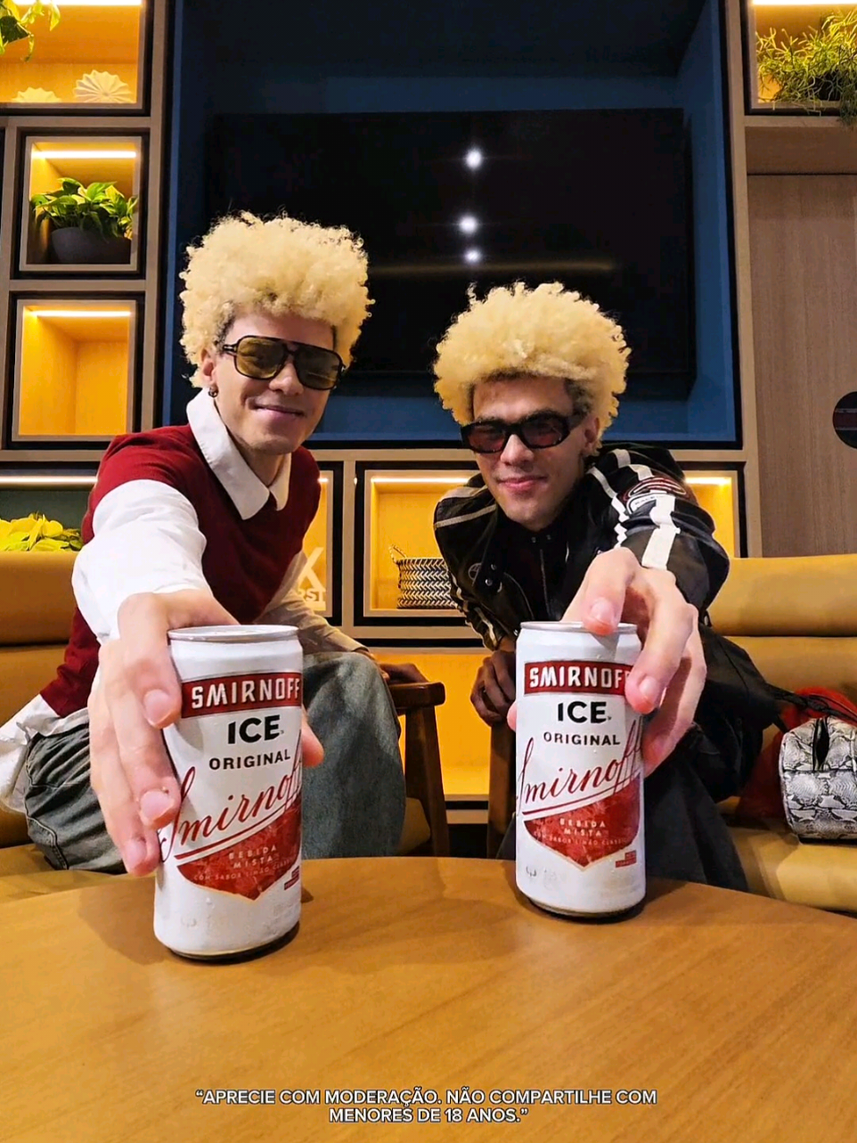 ⭐️ Curtindo a parada da melhor forma com @ibis hotels @sminorffbr ⭐️ #VaiNessa #Ibis #SmirnoffNaParada #ServindoOrgulho #publi 