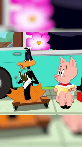 looks like the duck is hunting the cougar #looneytunes #fyp