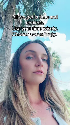 👀👀👀 : : #neptunebeach #mentalhealthmatters #goodvibes #beach #friends #healing 