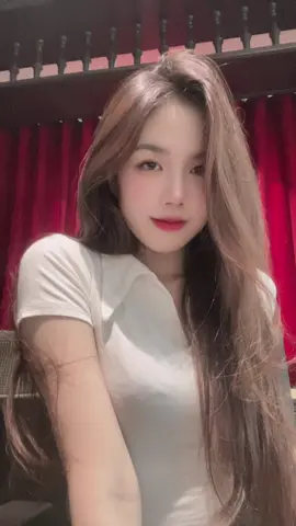 Outfit gút chân không phiên bản k có đèn pha giống mí bà trong link nhạc🥲