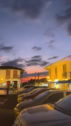 Viajando por el mundo me encontré cosas hermosas que antes no veía 🩷✨  #viajandoporelmundo #karolg #verano #Summer #fyp #tropicoqueta 