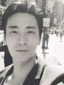 keren gini om 🤙🏻🤙🏻 #jujihoon #actor #ahjussi #thetraumacodeheroesoncallkdrama #kingdom #lightshop #loveyourenemy #keren #anakmotor #outfit #korean #kdrama #koreandrama #lewatberanda #goviral #foryoupage #masukberandafyp #fyp #fypシ #fyppp 