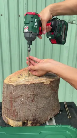 Chuyên vít búa 330N hàng chính hãng greek ae thợ tham khảo rùi cho e cái đánh giá nha