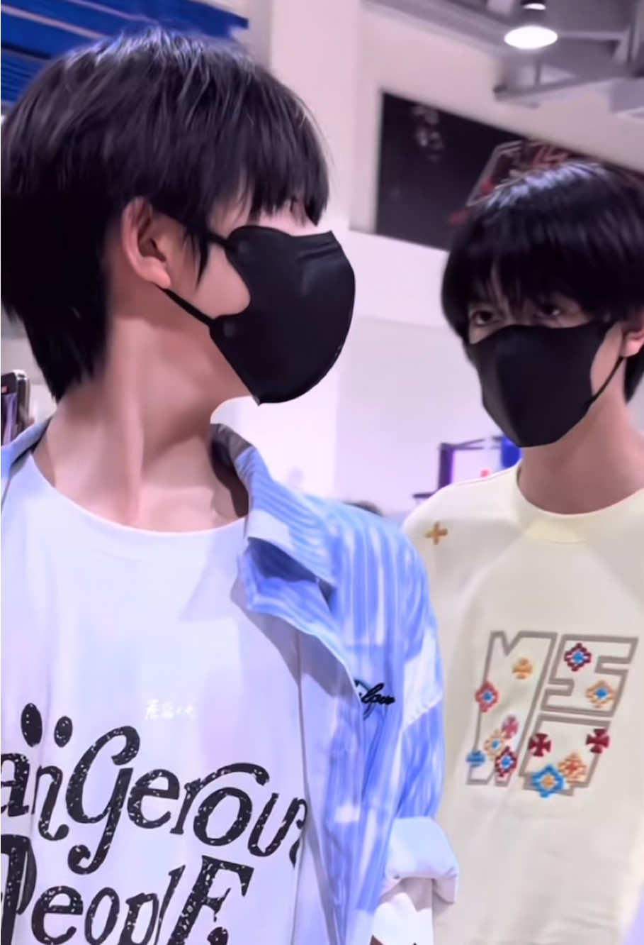 [25.6.22] 2 bé ngốc đã thực hiện lời hứa hôm sinh nhật là về sẽ đi chơi bóng cùng nhau rùiii đâyyy #quếhằng #nguyênhằng #guiheng #yuanheng #trandichhang #truongquenguyen #chenyiheng #zhangguiyuan #chenyiheng_陈奕恒 #zhangguiyuan_张桂源 #tfgiatocf4 #otp #fyp 