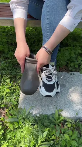 Chân ái cho mùa mưa năm nay #xuhuong #giadung #giadungtienich #giadungthongminh 