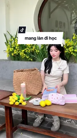 Mang làn đi học luôn á hả??? Có bạn nào cũng như vậy khum trờiiii#conmas #balo #xh #fyp 
