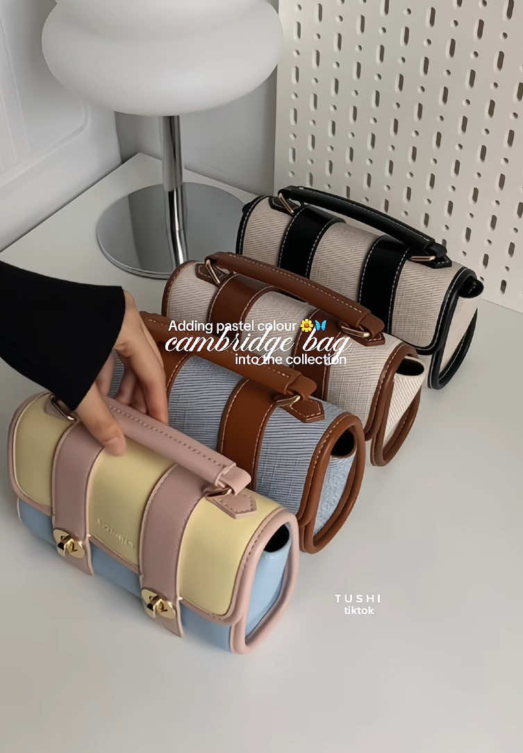 Cutest colour combo! 🌼👜 cambridge bag from Bostanten ada banyak gils colour diaa. Rambang mata 🥲 #handbag #shoulderbag #crossbodybag #handbagwanita #handbagmurah #bostanten 