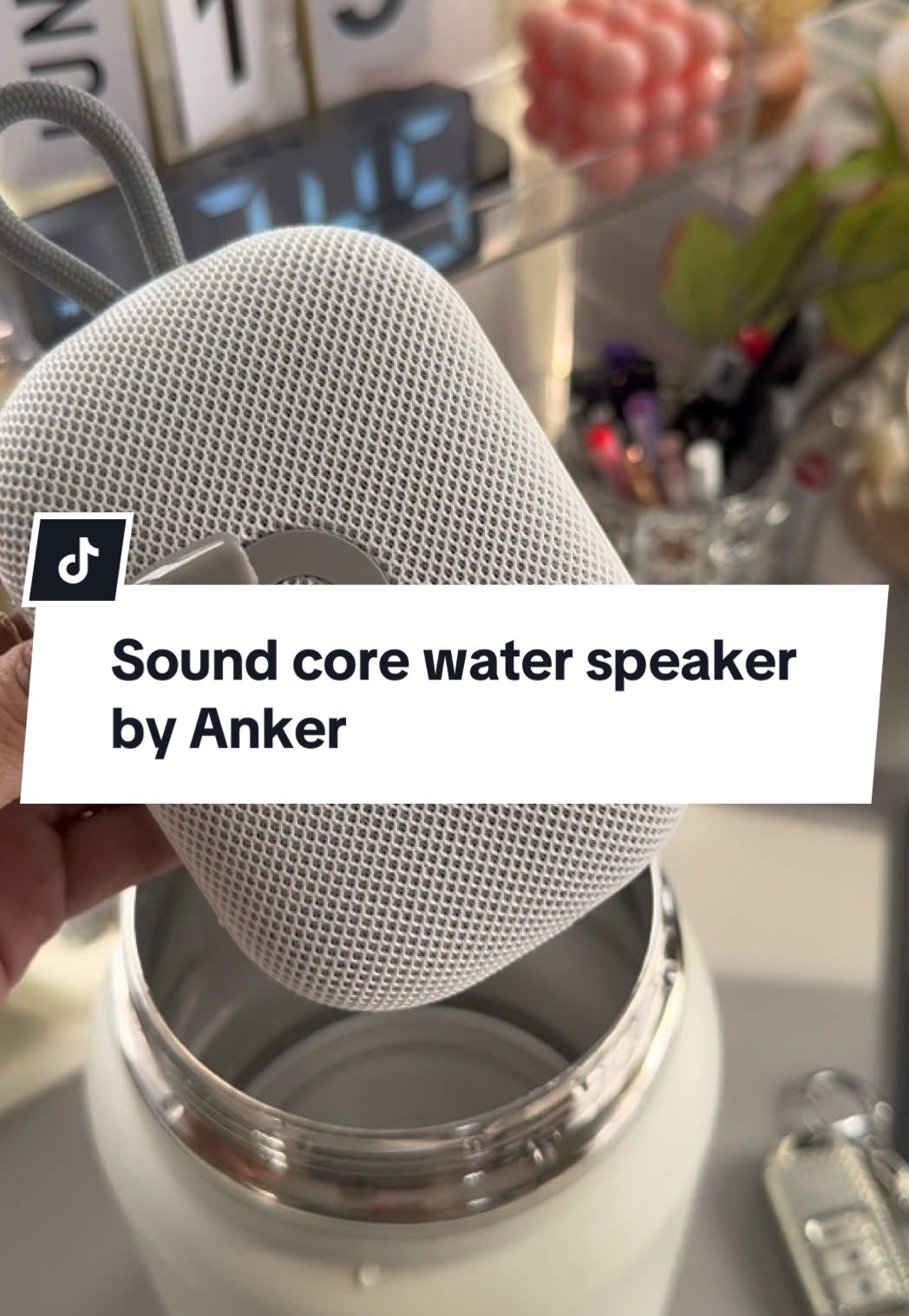 Dapat waterproof at lumulutang din yun speaker mo 🤗 #tiktokfinds #anker #soundcore #soundcorebyanker #soundcoresoundsgood #bluetoothspeaker #minispeaker #rechargeablespeaker 