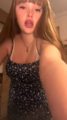 #pregnanttiktok #pregnant #bumillivetiktok #bumilcantik #bumilmuda #9bulan #xyzabc #fypage #fyp #viraltiktok #bumilsehatbayisehat🤰♥️😘😘 #pecintabumil #galeribumil 