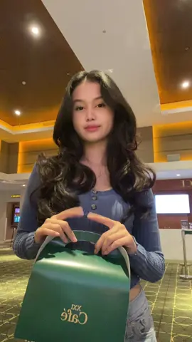 tangan siape tu