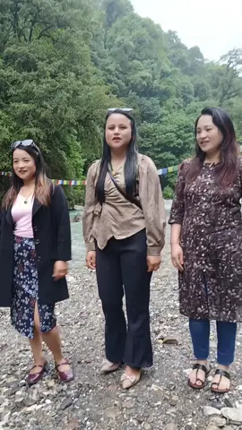 #CapCut #❤️❤️😘 #bhutanesetiktoker🇧🇹bhutan👈 #friend 