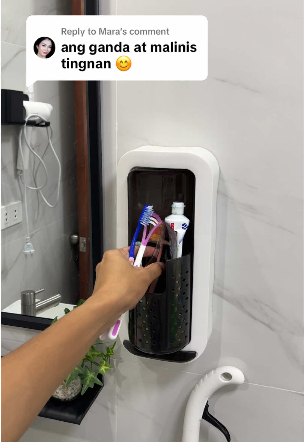 Replying to @Mara hindi halatang mura lang kasi ang ganda talaga #toothbrushholder #bathroomorganizer #toothbrushorganizer #bathroomessentials 