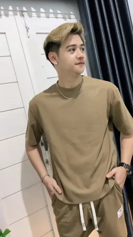 Kaos one set harga 100rb an aja😱,bahan poliester ringan adem,pilihan warna ada dietelase cek keranjang kuning🔥#oneset #onsetmurah #kaosberkualitas #wibgajian 