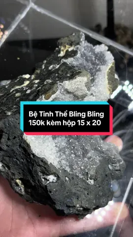 Bệ tinh thể bling bling 150k kèm hộp 15 x 20 