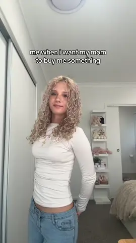 my mom loves me i swear #OOTD #trending #fyp #foryou #barnardmeg #viral #funny #relatable 
