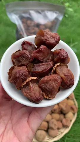 Vải sấy loại ngon chỉ 89k#vảithieu #vaithieu #vaithieulucngan #vaithieubacgiang #vaithieusaykho #vaithieusaykholucngan #ănvặt #thinhhanhtiktok #xuhuongtiktok 