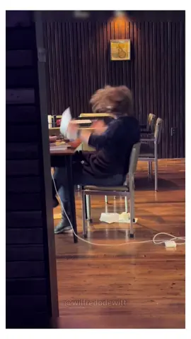 Hidden speaker#🤣🤣🤣 #funny #funnyvideo #mischievous #foryou 