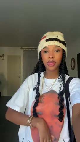 My fashion crush#oversize #baggyoutfit #oversizedjeans #nasty #StreetStyle #streetwear #fitcheck #camisasdetime #oldschool #grwm #OOTD #y2kfashion #fashiontiktok #StreetFashion #tijnoutfit #tijnhaul #outfitinspiration #TIJN #tijneyewear #tijnolisa #tijnmelisha 